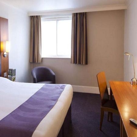Premier Inn Leek Town Centre Luaran gambar