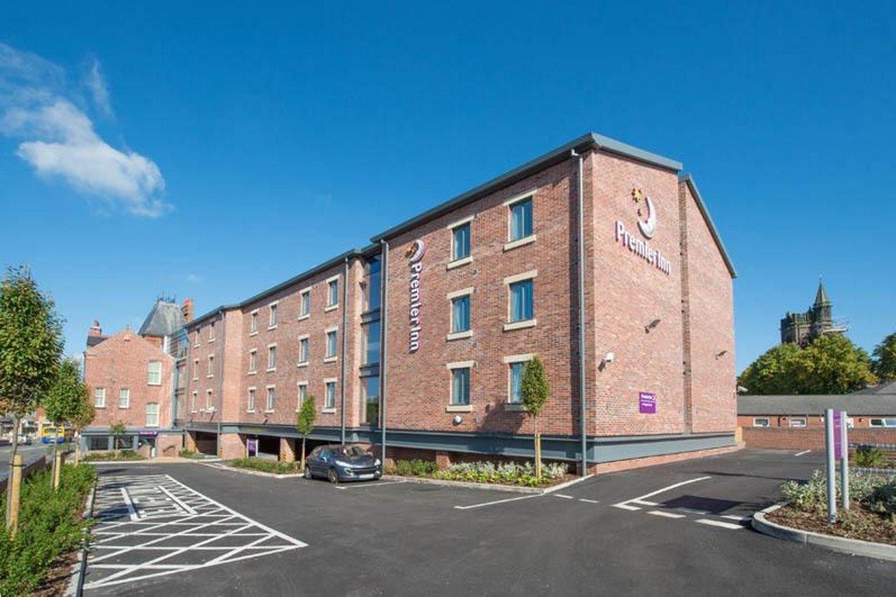 Premier Inn Leek Town Centre Luaran gambar